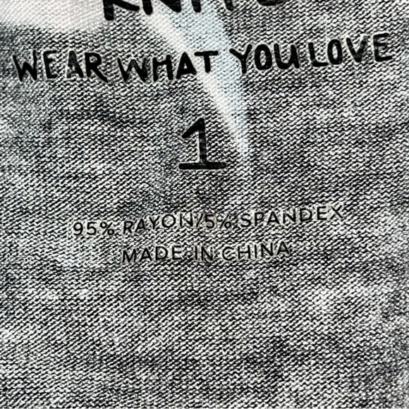 Torrid 1 BLUE floral TUNIC long Sleeve high waist scoop neck strrtchy knit shirt - Picture 14 of 14